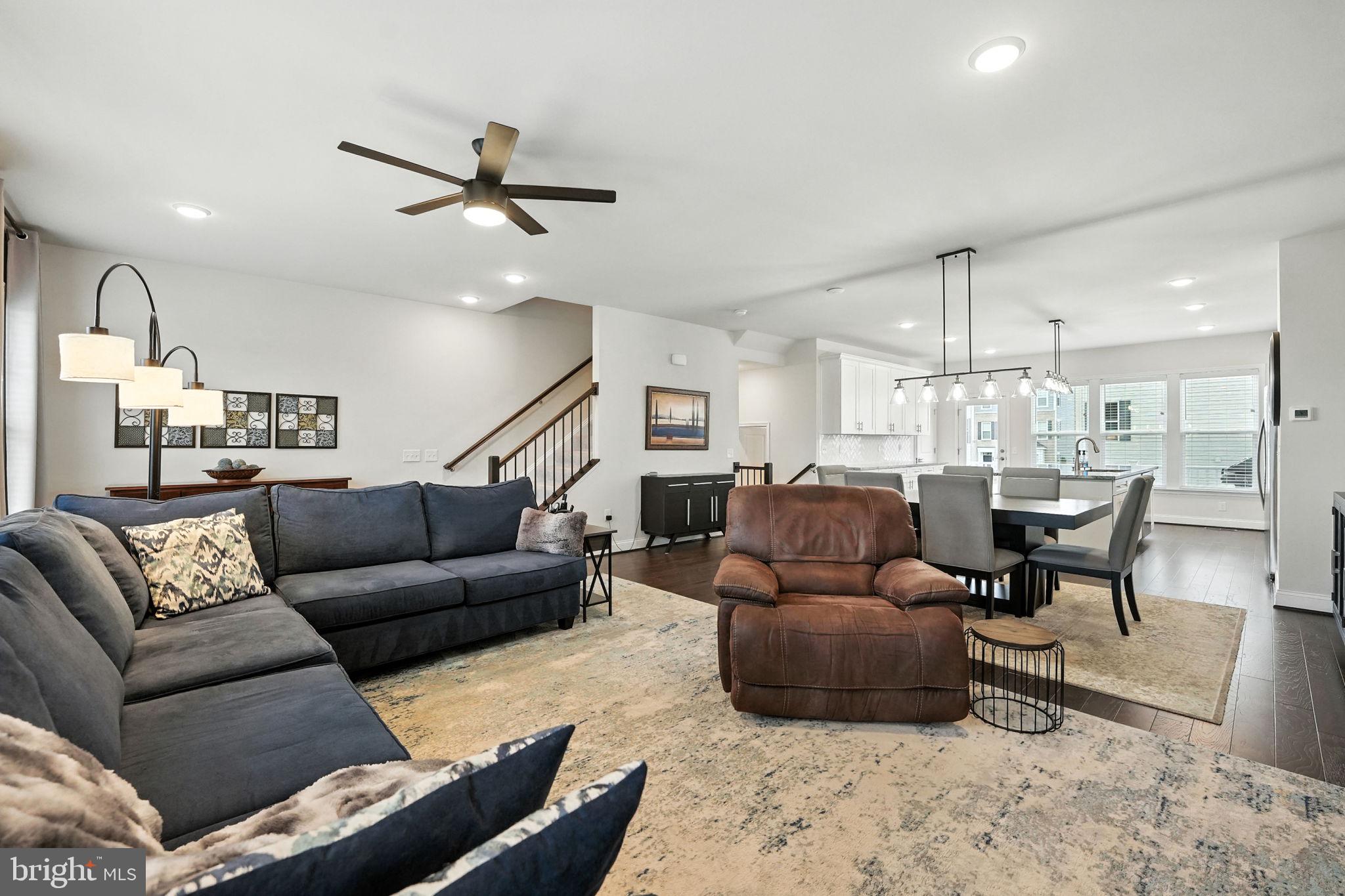 17233 BRANCHED OAK ROAD