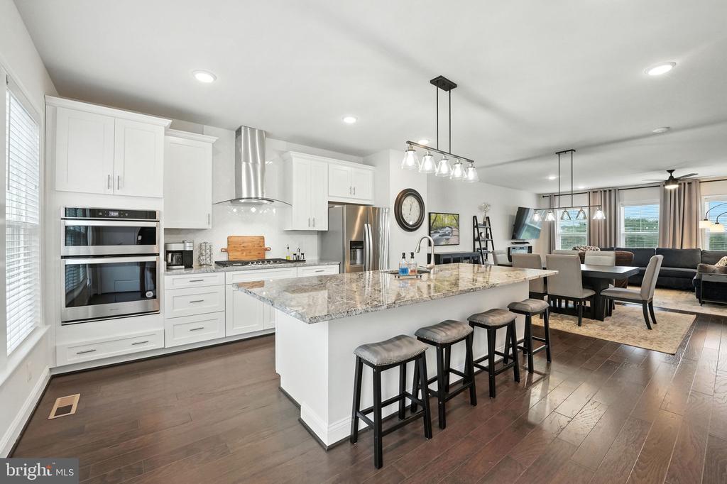 17233 BRANCHED OAK ROAD