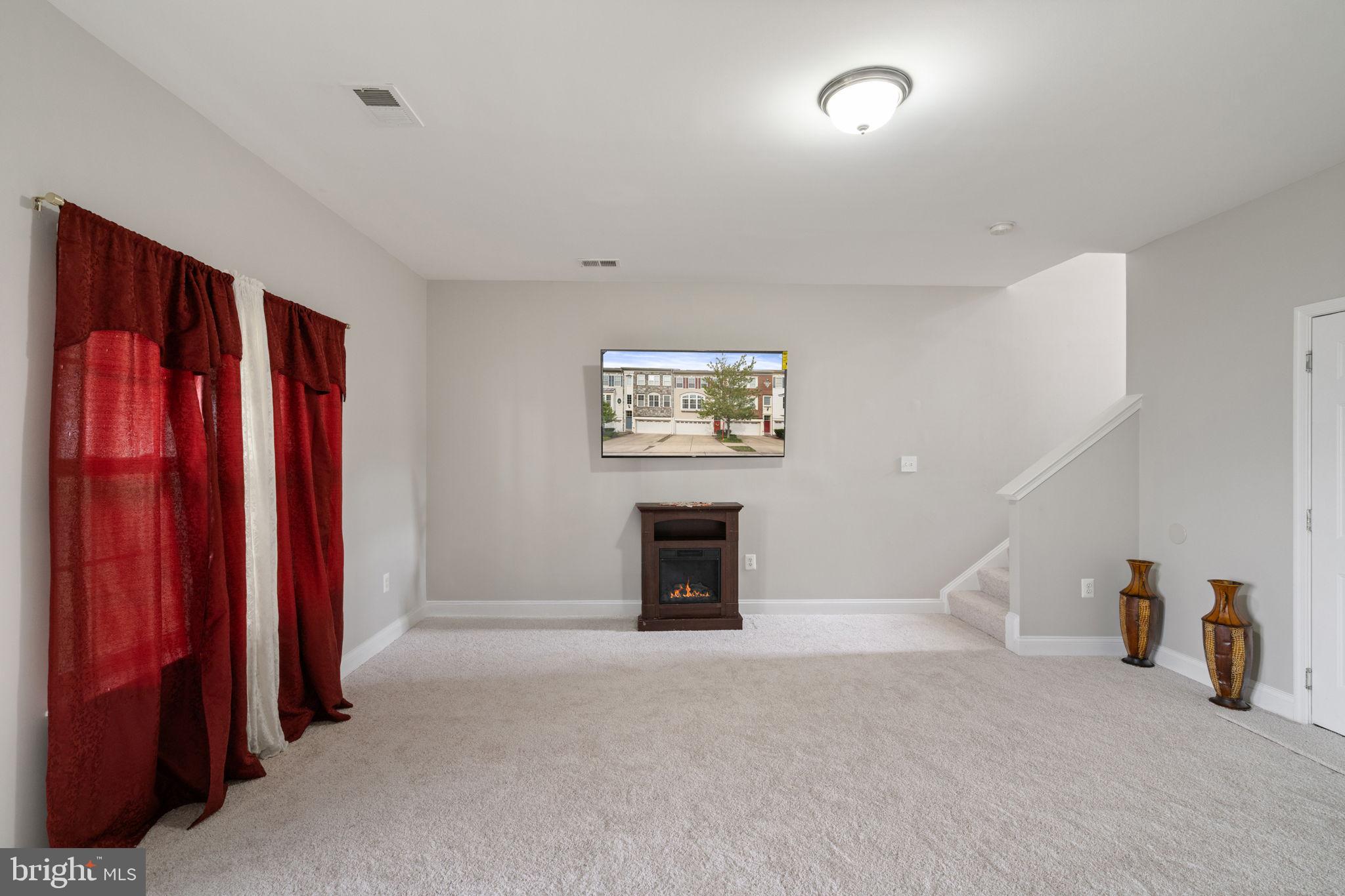 4909 POTOMAC HIGHLANDS CIRCLE