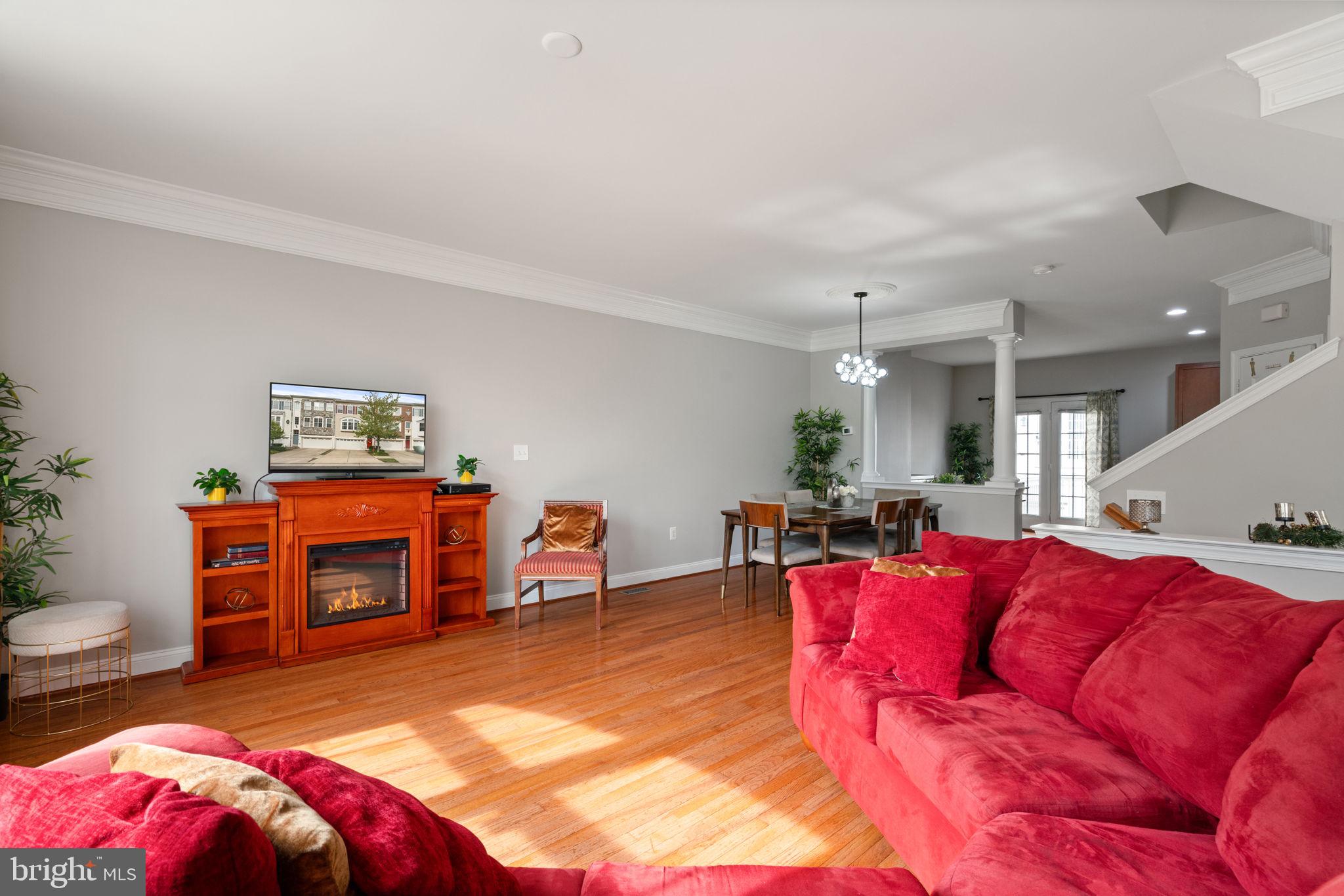 4909 POTOMAC HIGHLANDS CIRCLE
