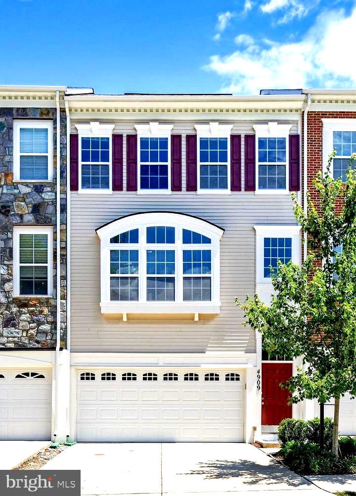 4909 POTOMAC HIGHLANDS CIRCLE