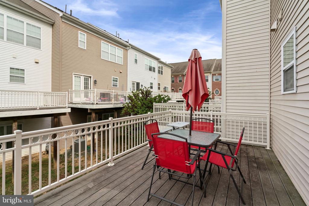 4909 POTOMAC HIGHLANDS CIRCLE