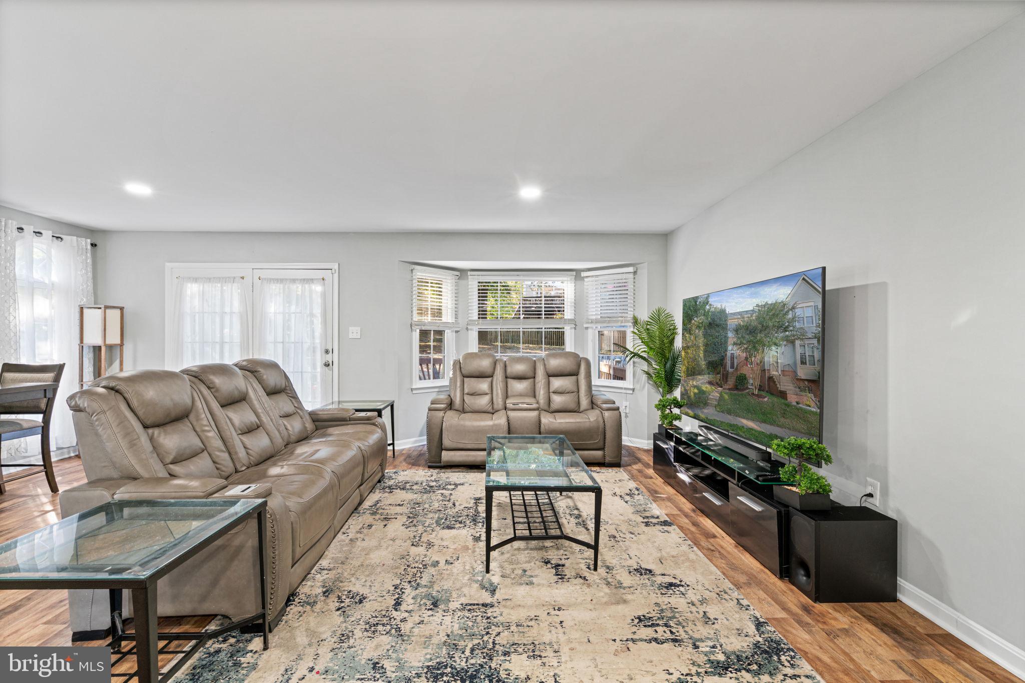 12438 ABBEY KNOLL COURT