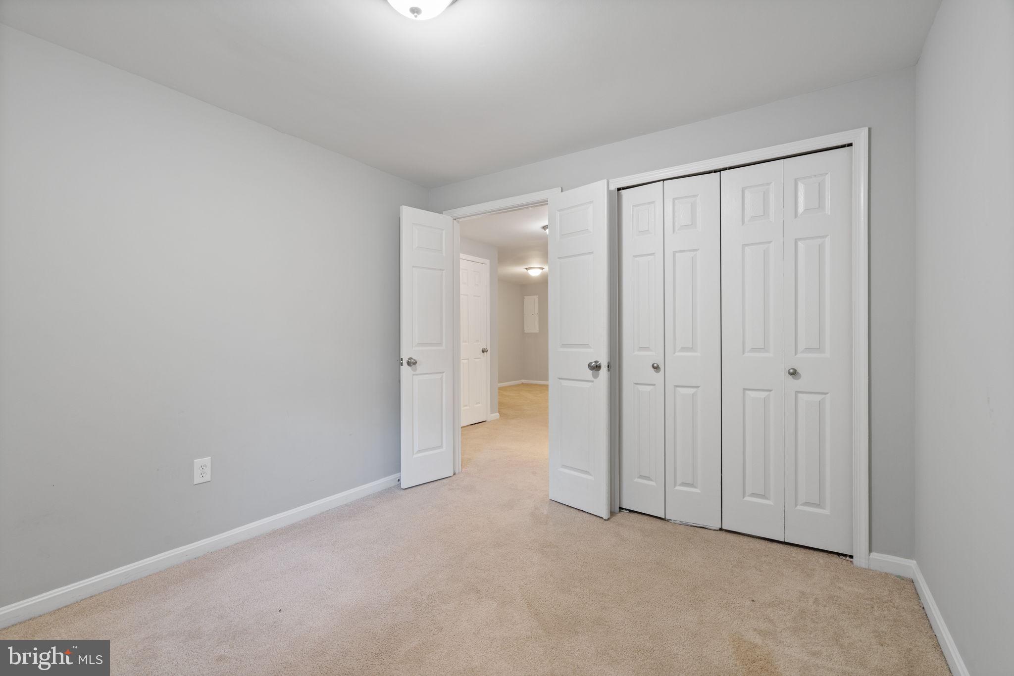 12438 ABBEY KNOLL COURT