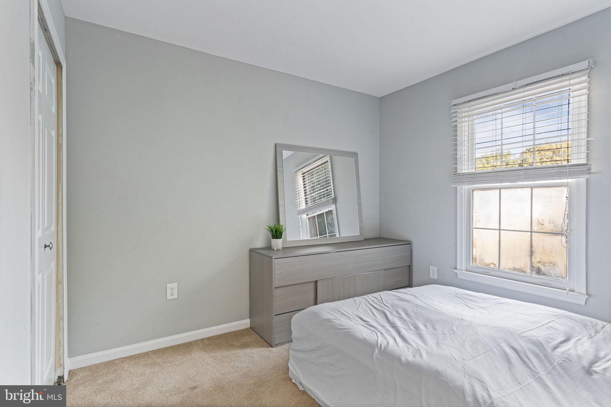 12438 ABBEY KNOLL COURT