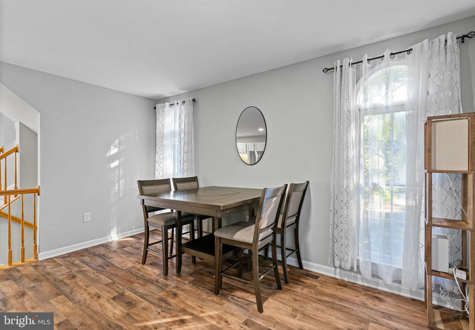 12438 ABBEY KNOLL COURT