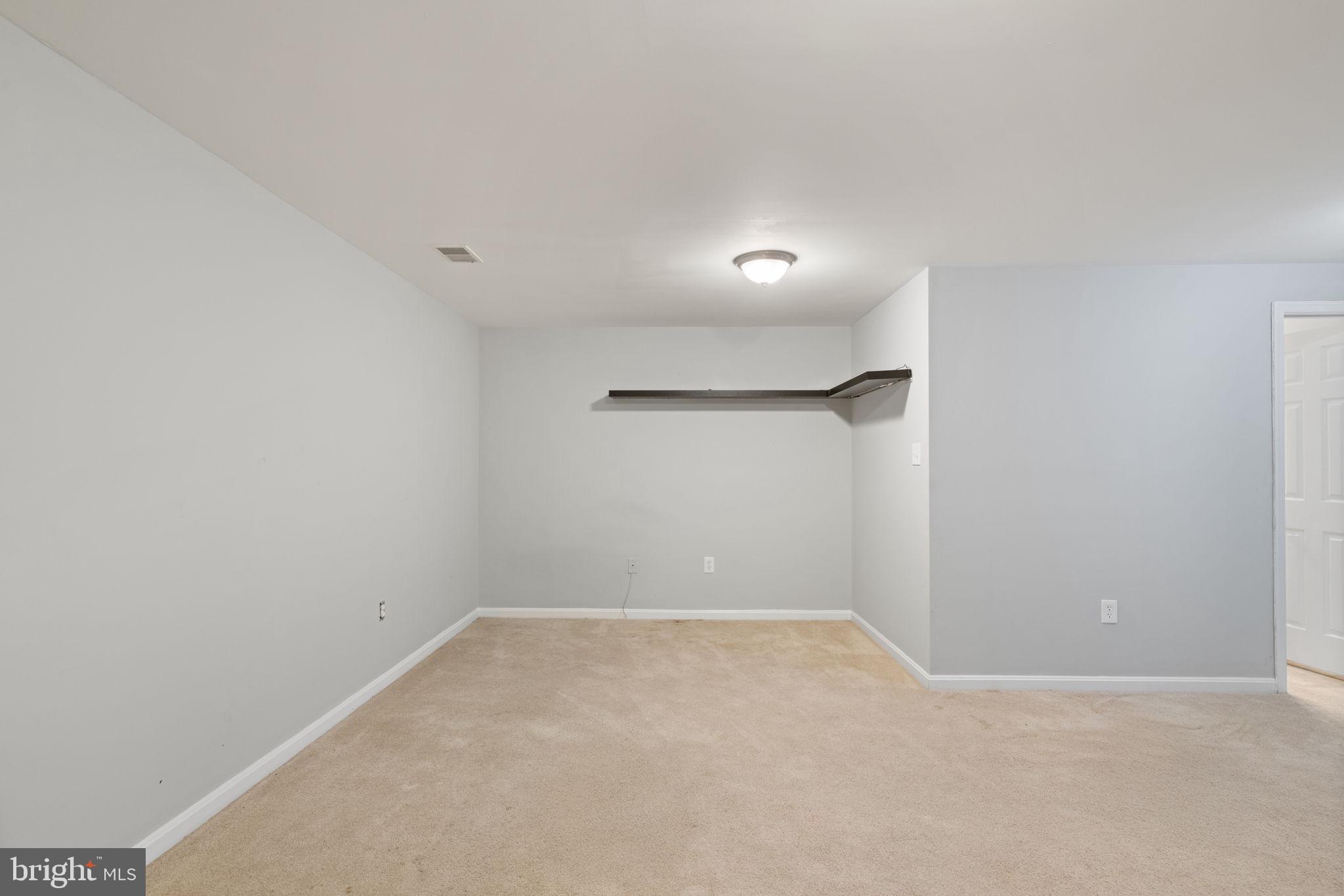 12438 ABBEY KNOLL COURT