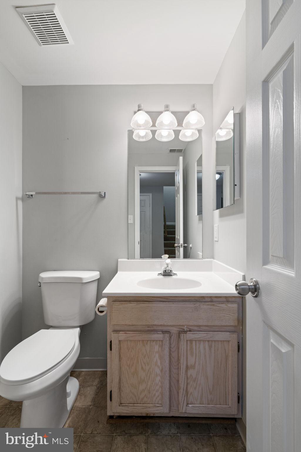 12438 ABBEY KNOLL COURT