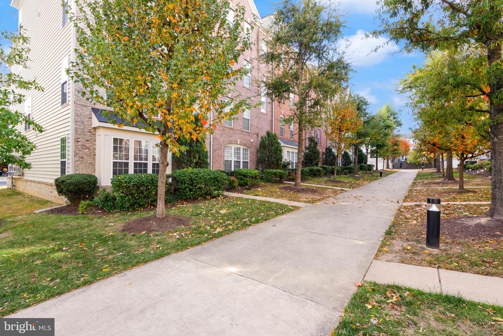 2238 MARGRAF CIRCLE