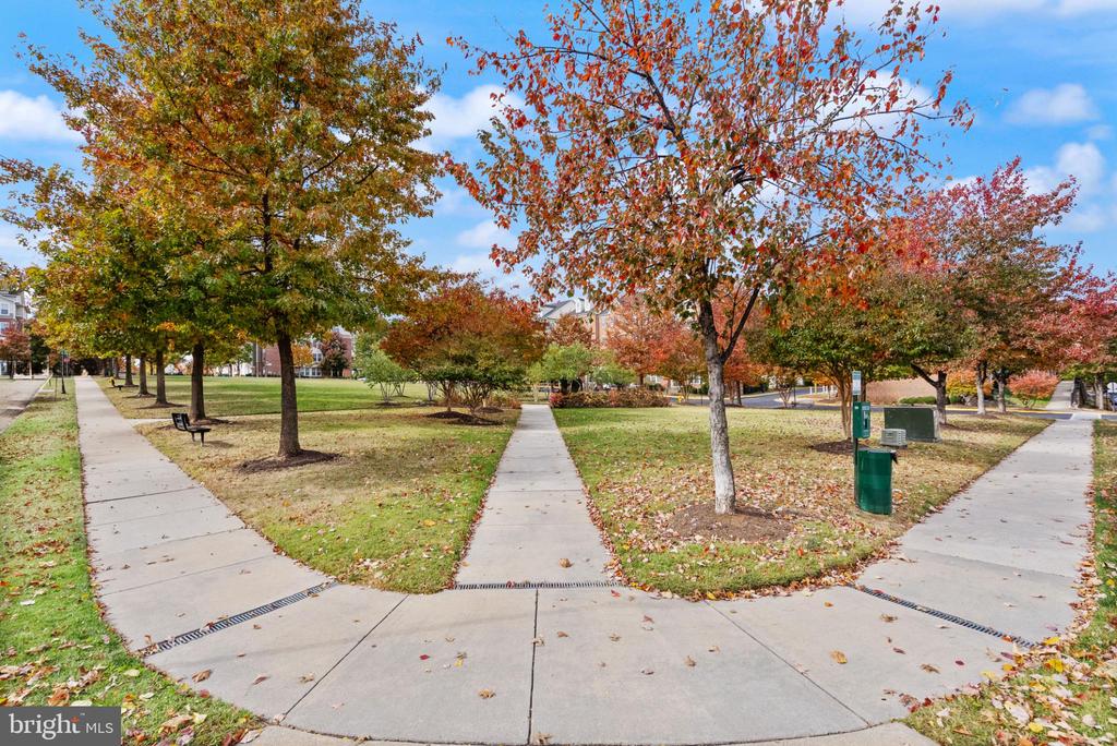 2238 MARGRAF CIRCLE