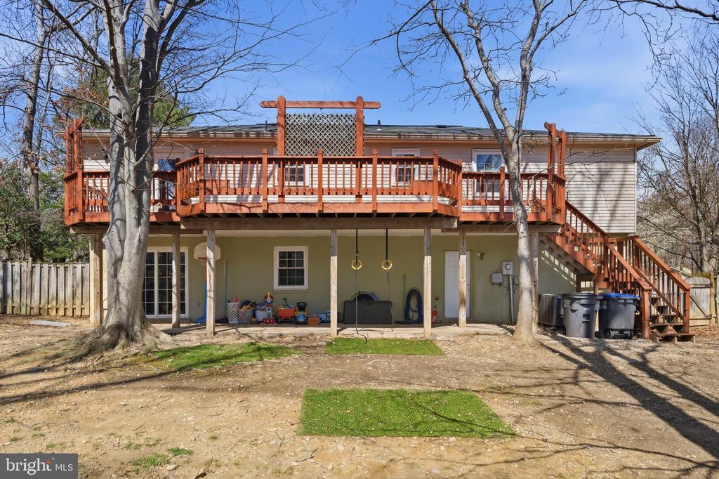 16040 FAIRWAY DRIVE