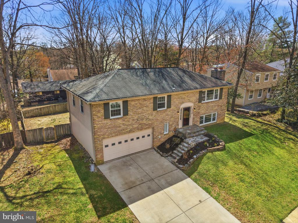 16040 FAIRWAY DRIVE