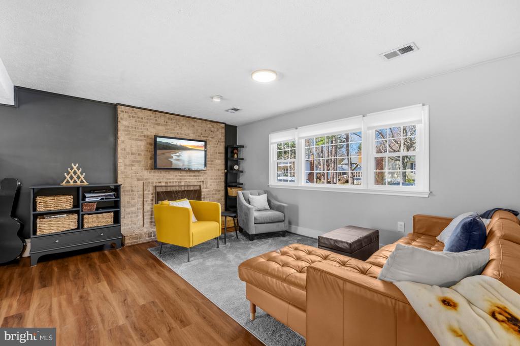 16040 FAIRWAY DRIVE