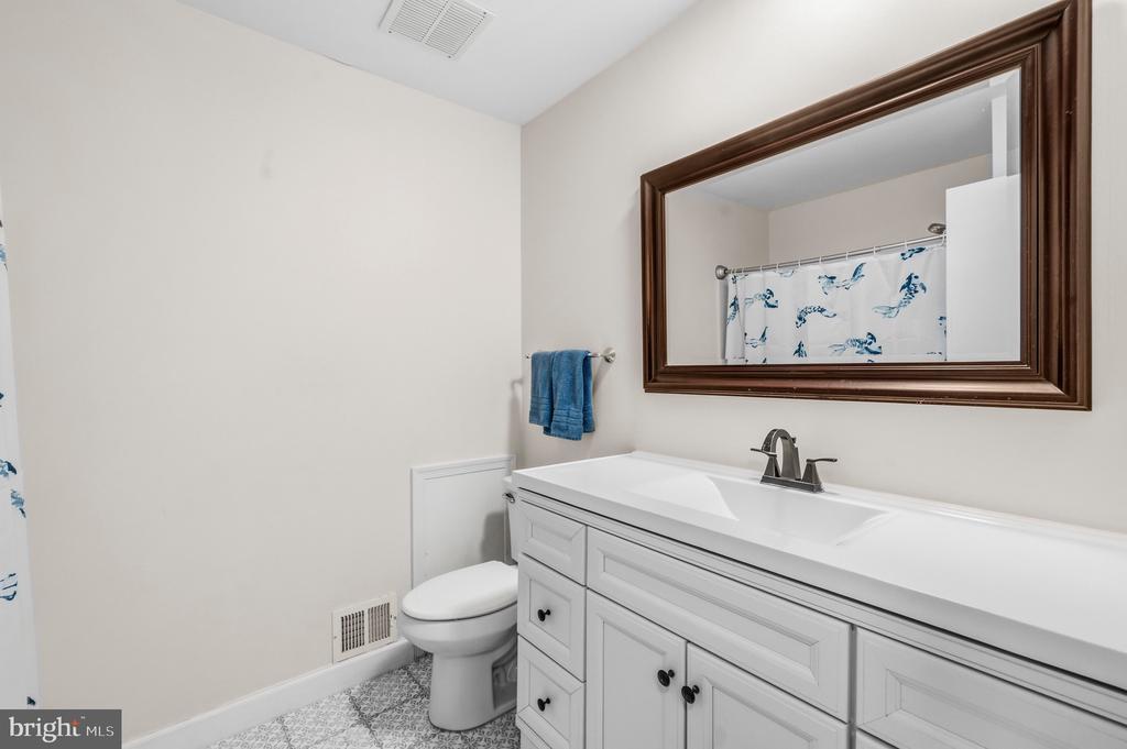 16040 FAIRWAY DRIVE