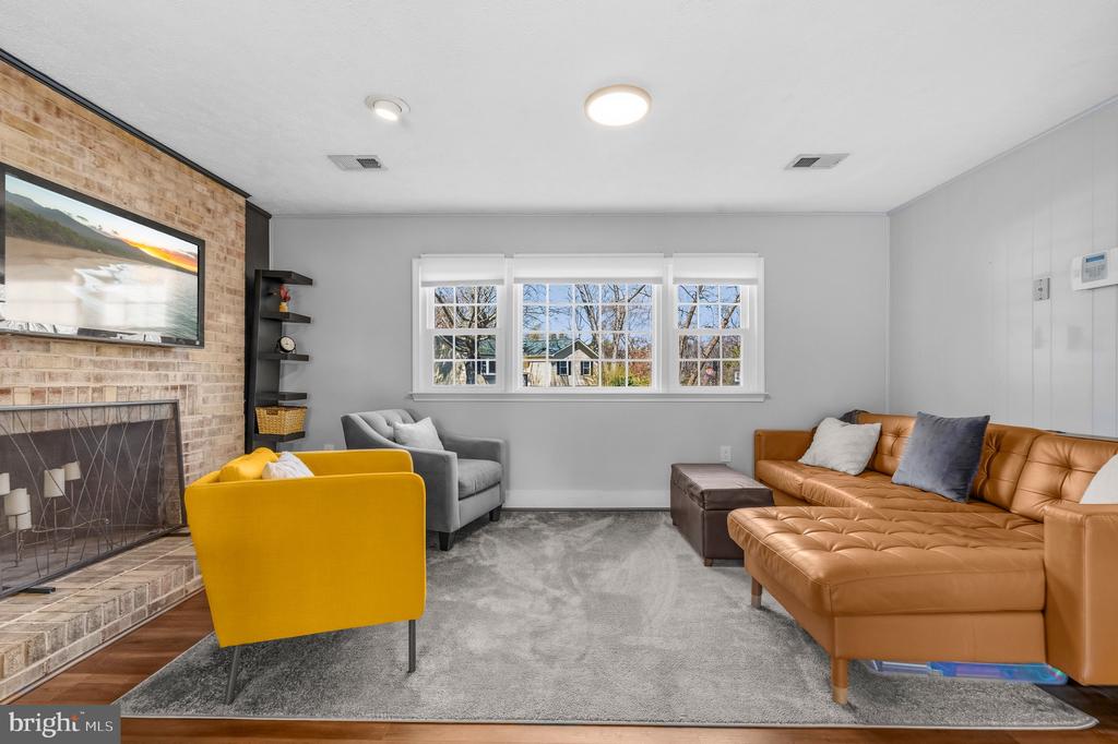 16040 FAIRWAY DRIVE