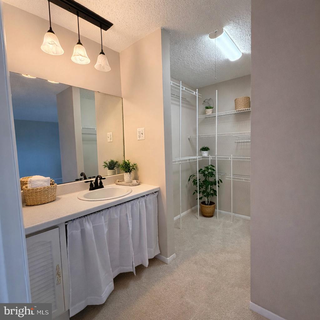 13508 BENTLEY CIRCLE