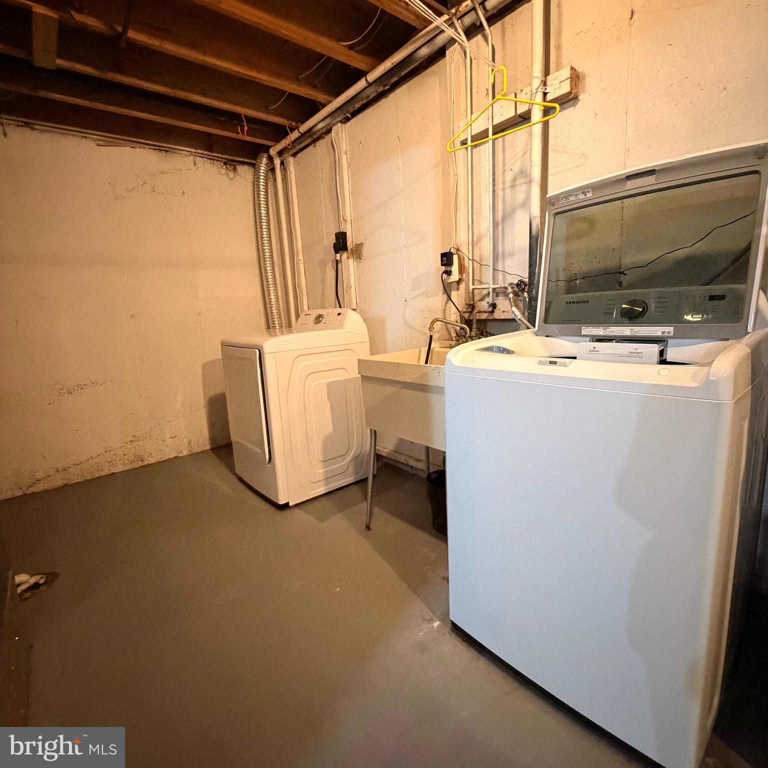 13508 BENTLEY CIRCLE