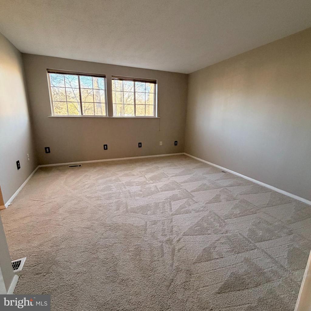13508 BENTLEY CIRCLE