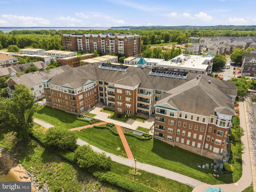 500 BELMONT BAY DRIVE 305