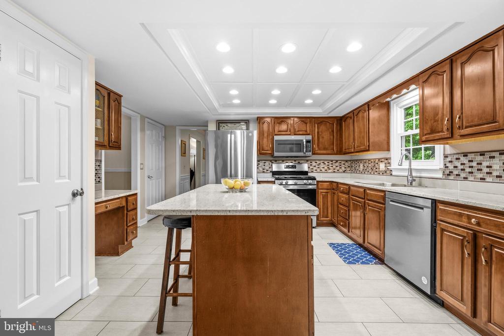 3660 THOMASSON CROSSING DRIVE