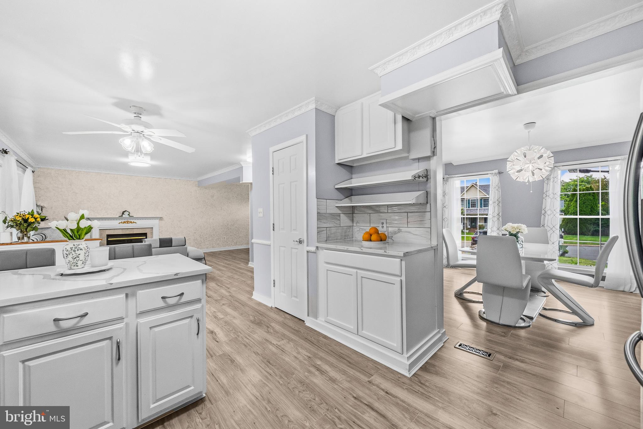 13864 REDFORD LANE