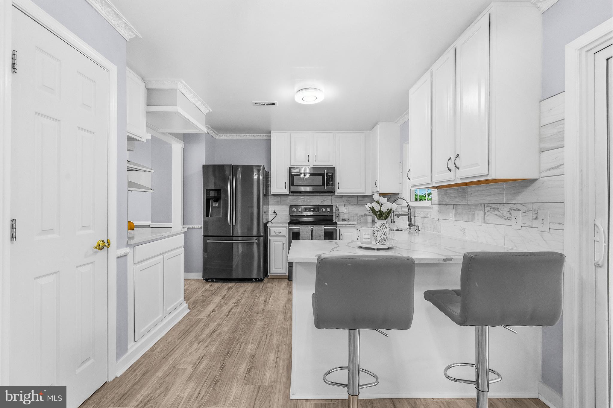 13864 REDFORD LANE