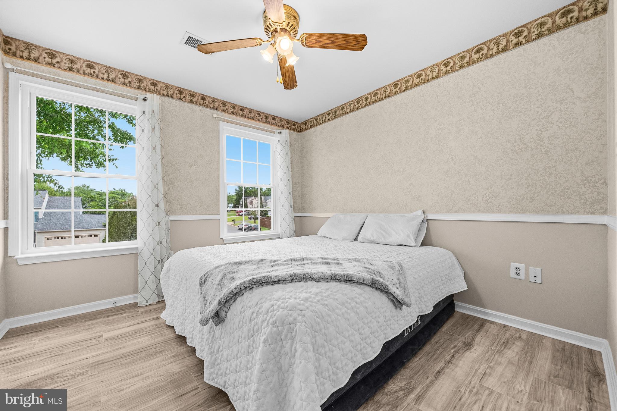 13864 REDFORD LANE