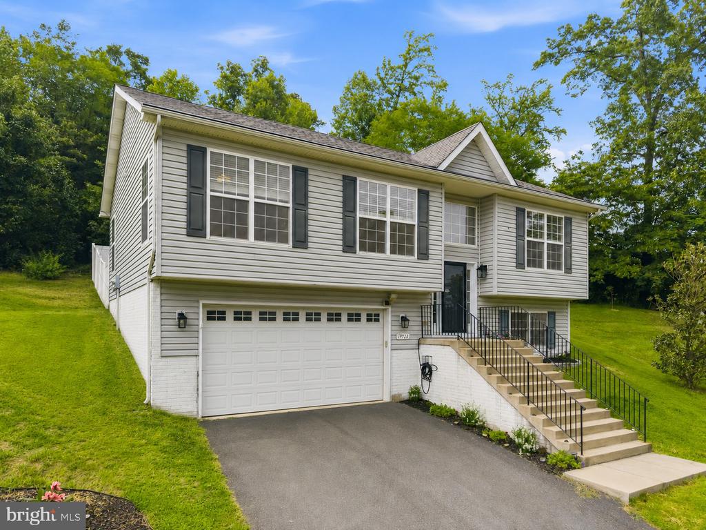 17723 TWIST COURT