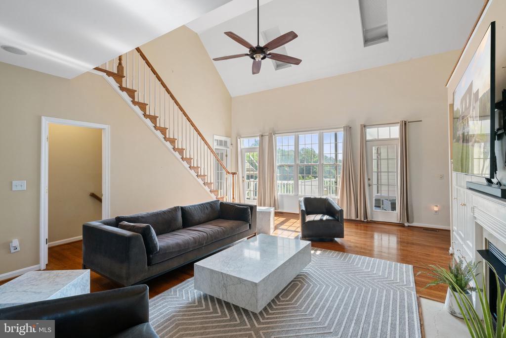 6871 Deer Mountain