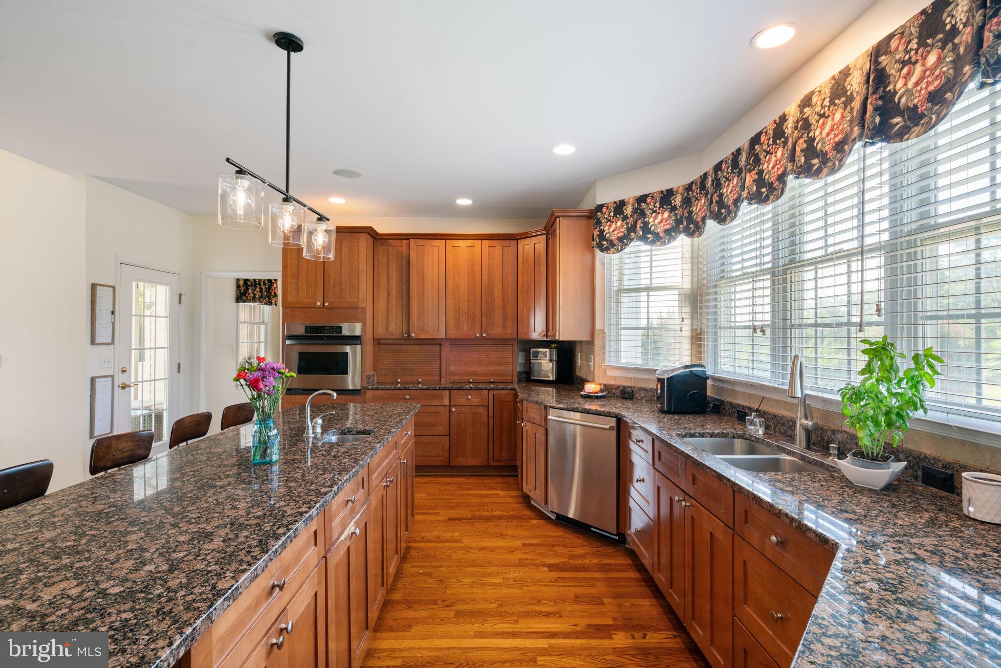 6871 Deer Mountain