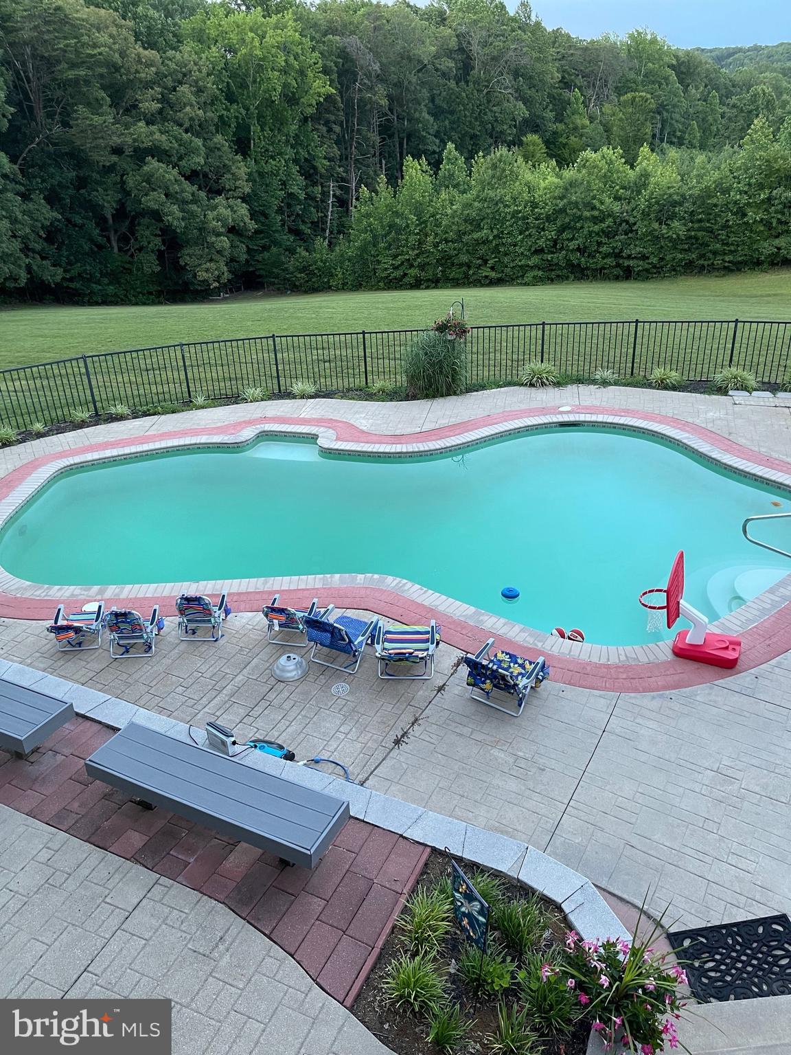 6871 Deer Mountain