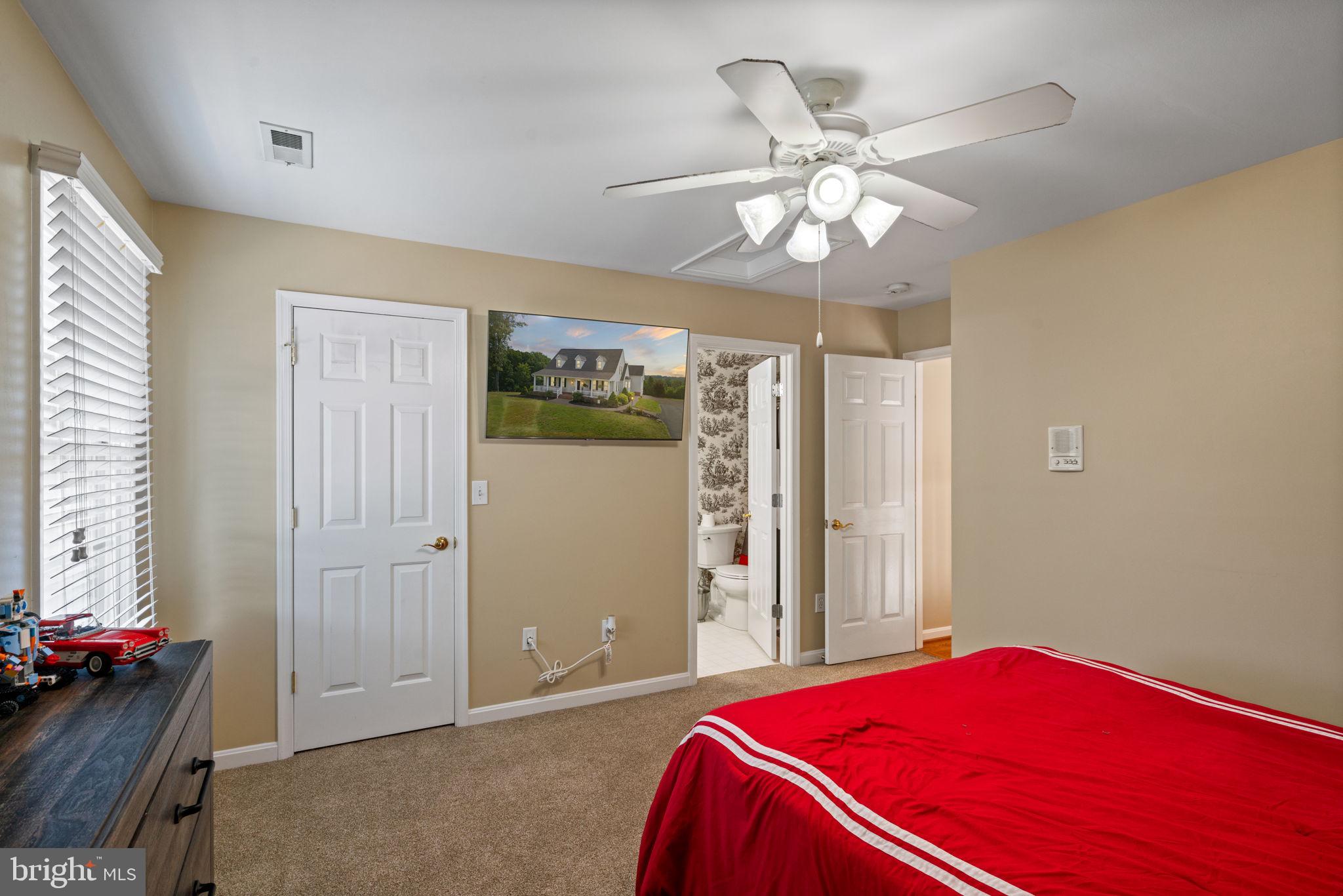 6871 Deer Mountain