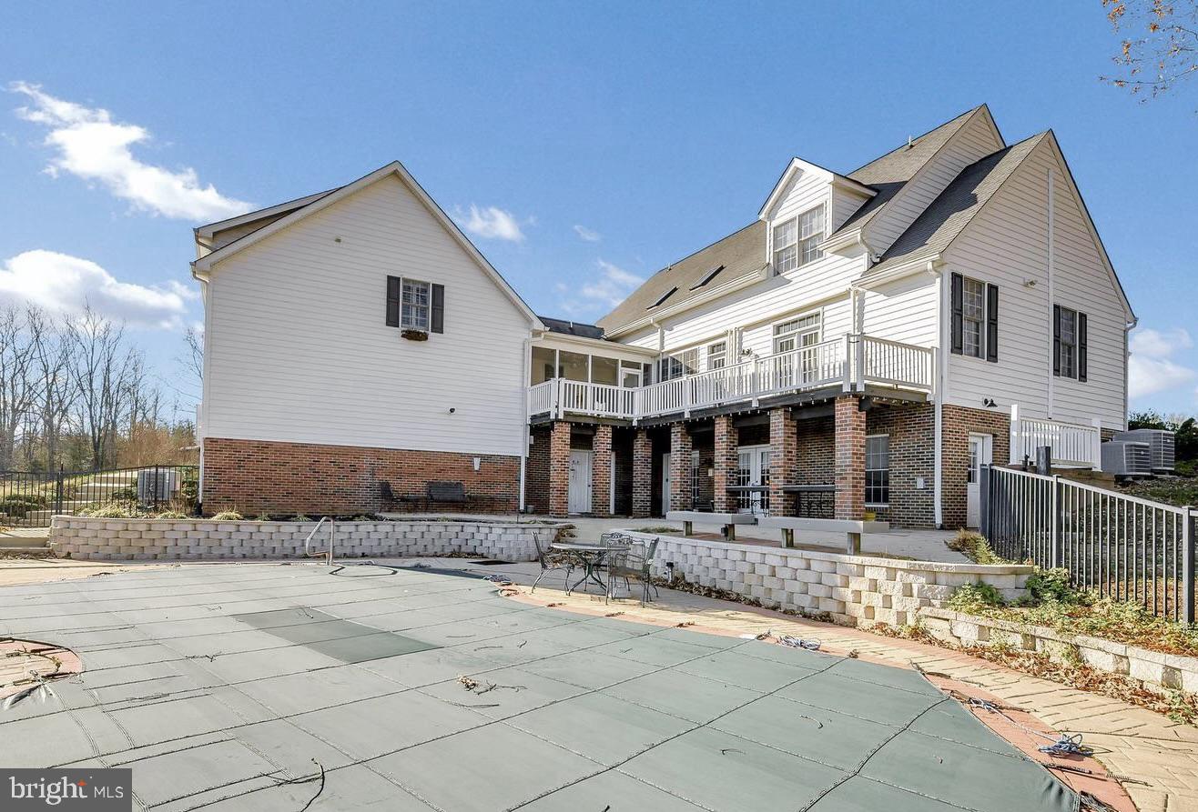 6871 Deer Mountain