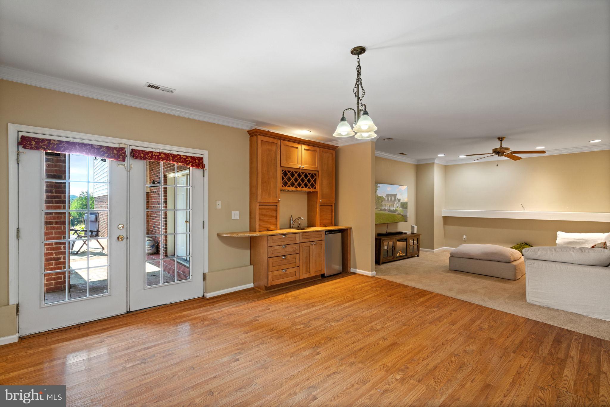 6871 Deer Mountain