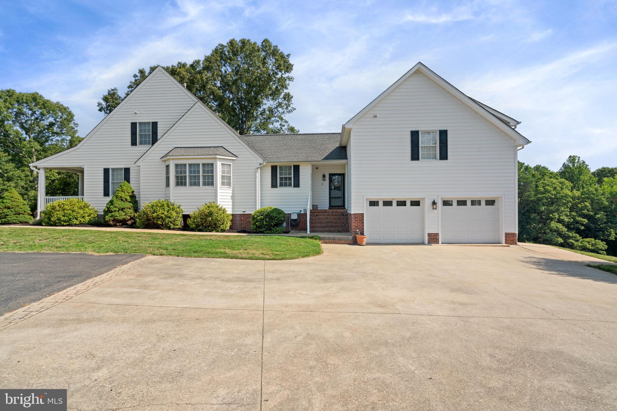 6871 Deer Mountain