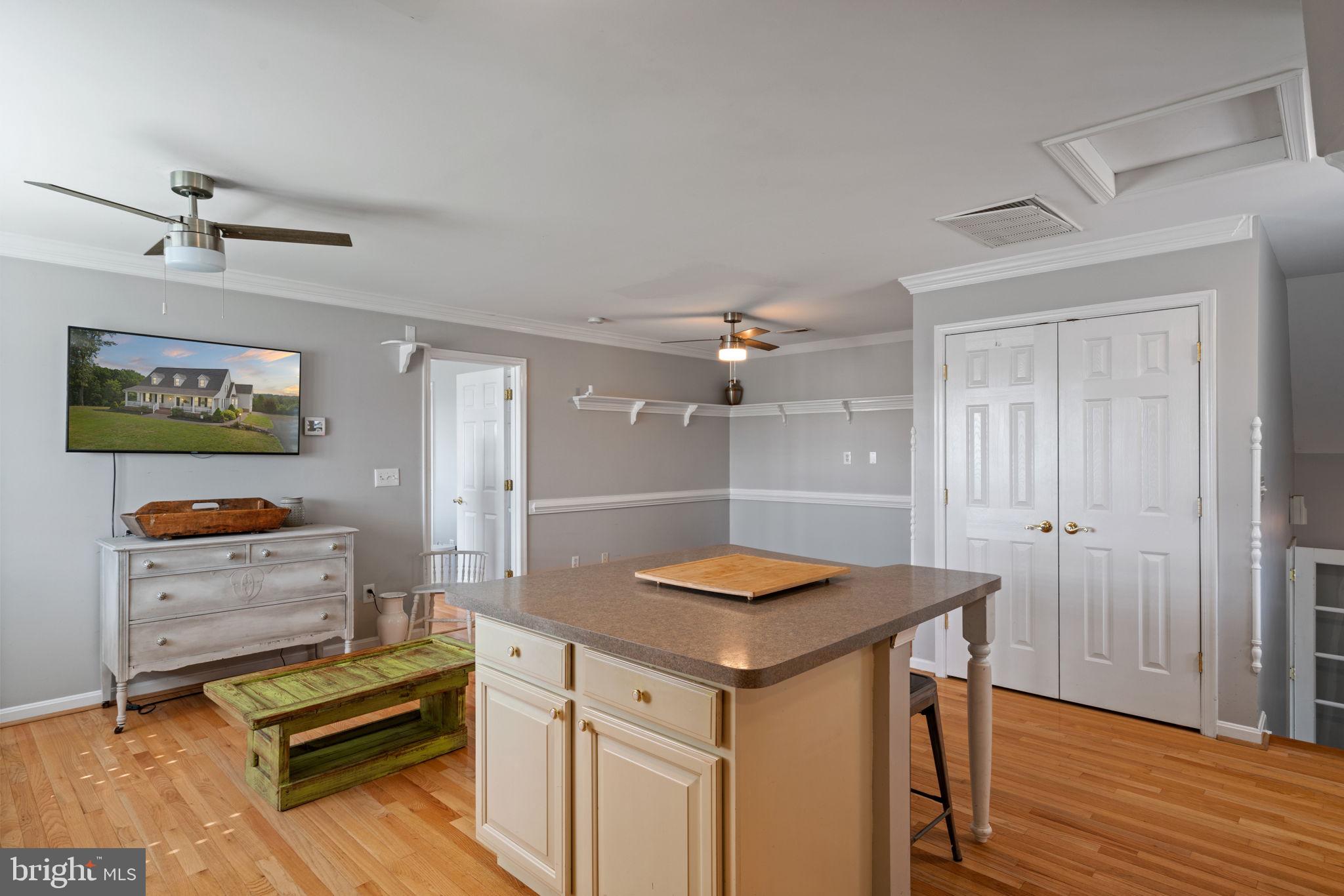 6871 Deer Mountain