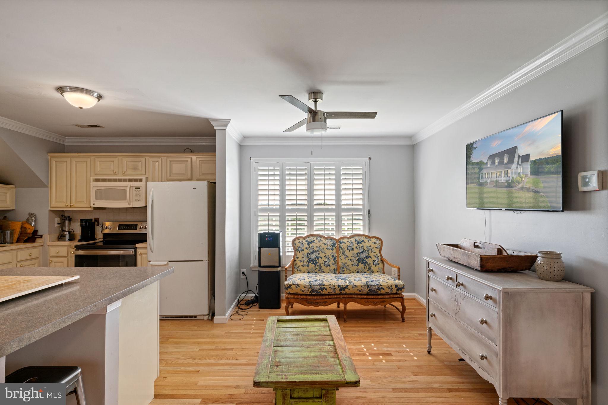 6871 Deer Mountain