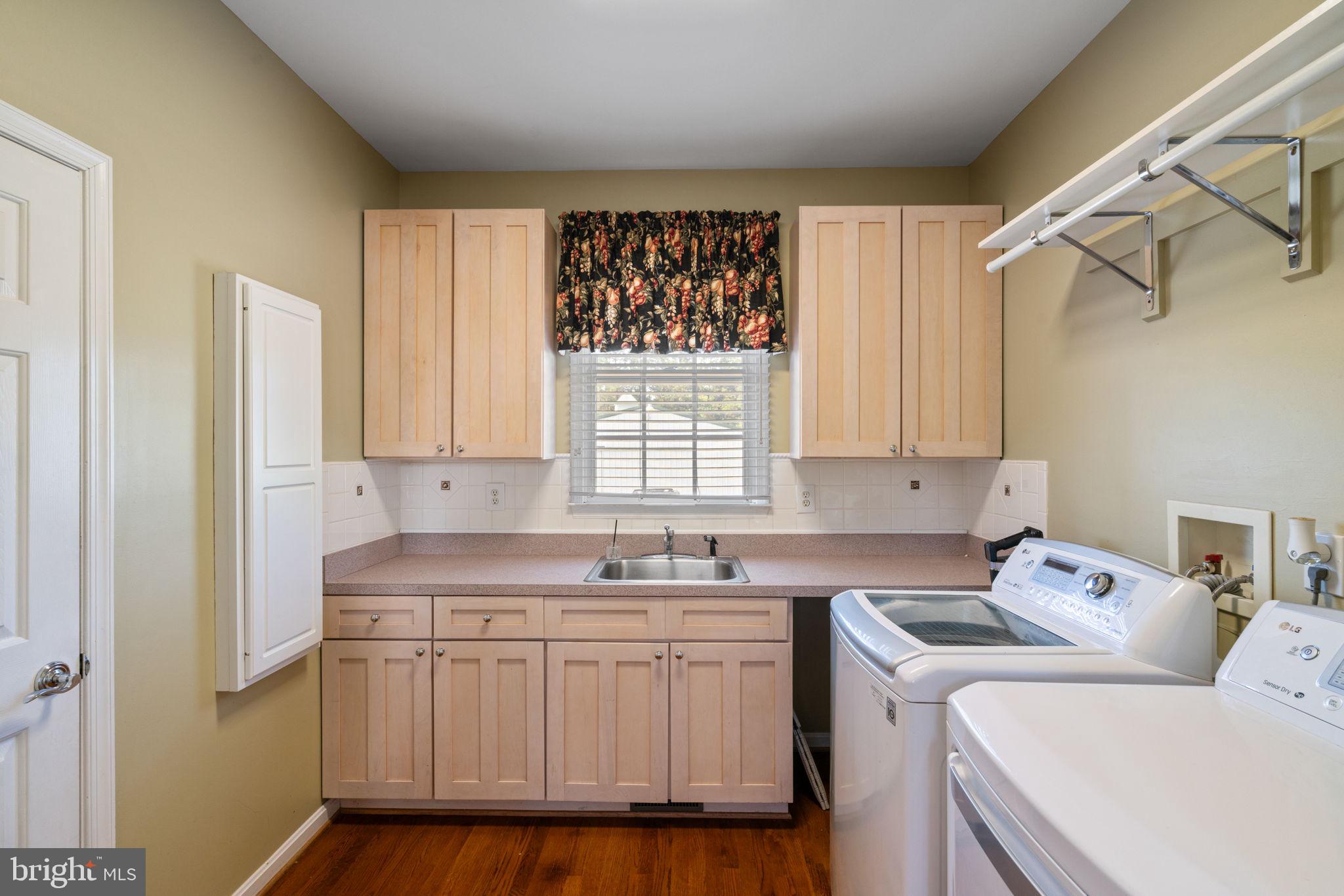 6871 Deer Mountain