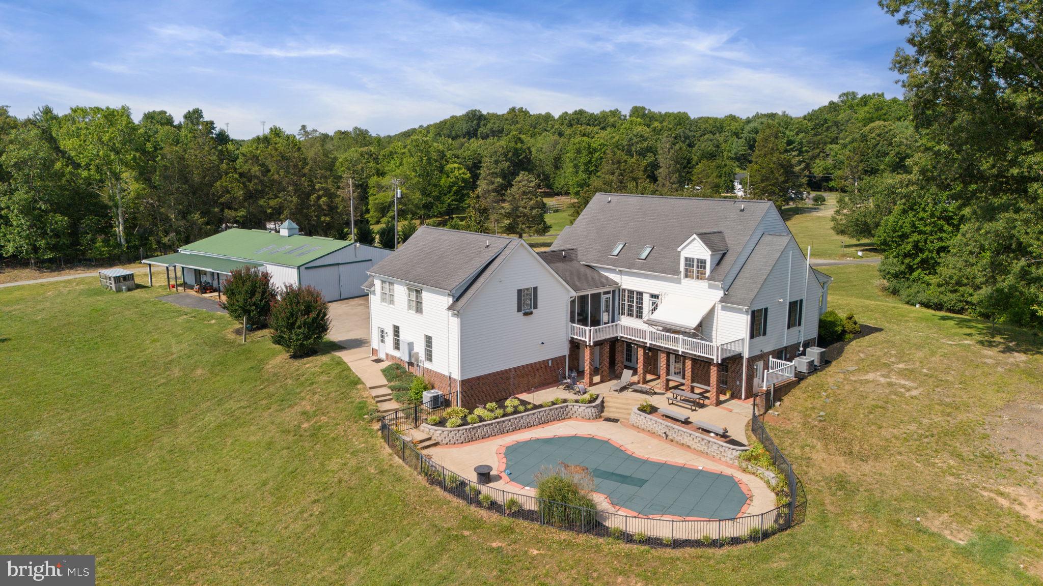 6871 Deer Mountain