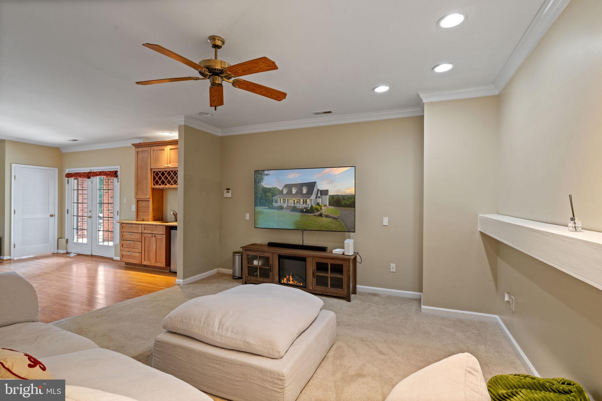6871 Deer Mountain