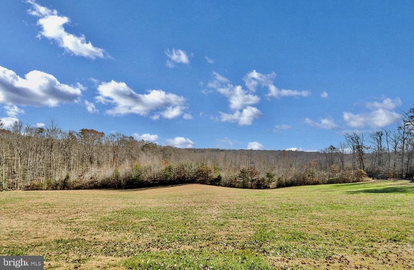 6871 Deer Mountain
