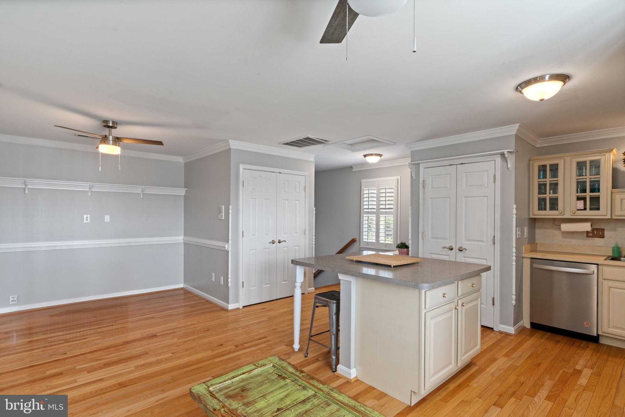 6871 Deer Mountain
