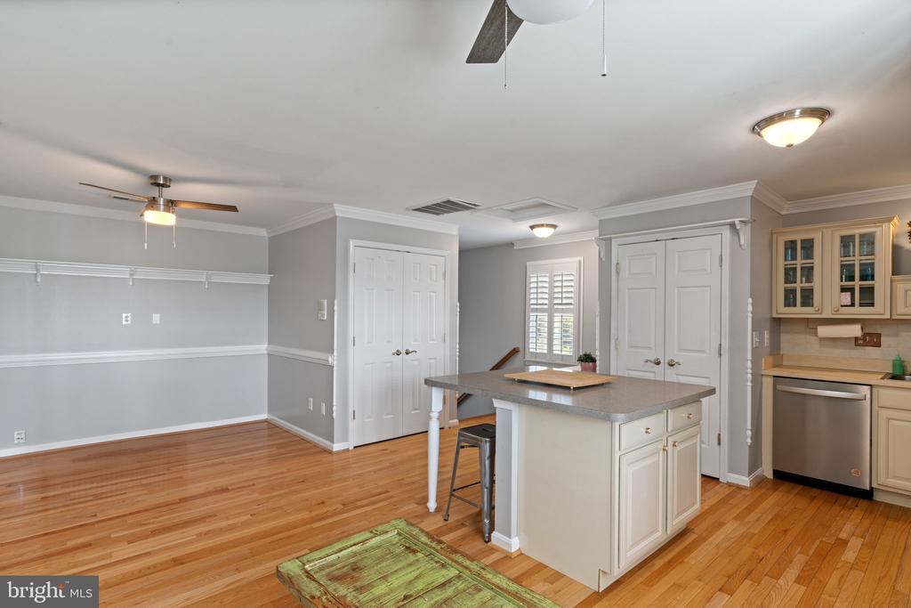 6871 Deer Mountain