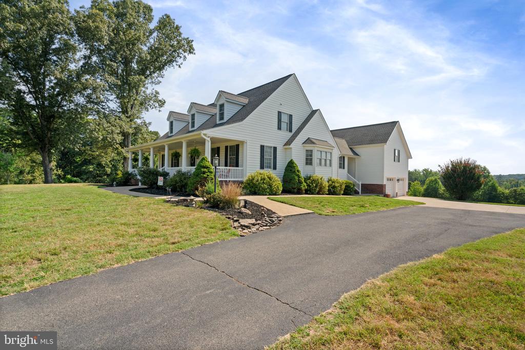 6871 Deer Mountain