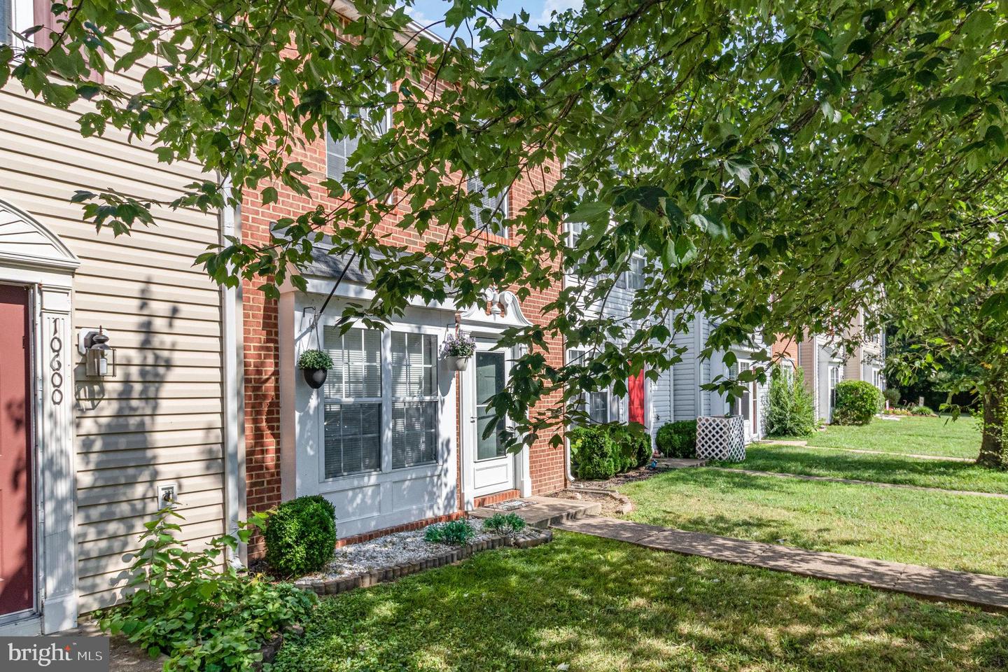 10602 Boxmeer Ct