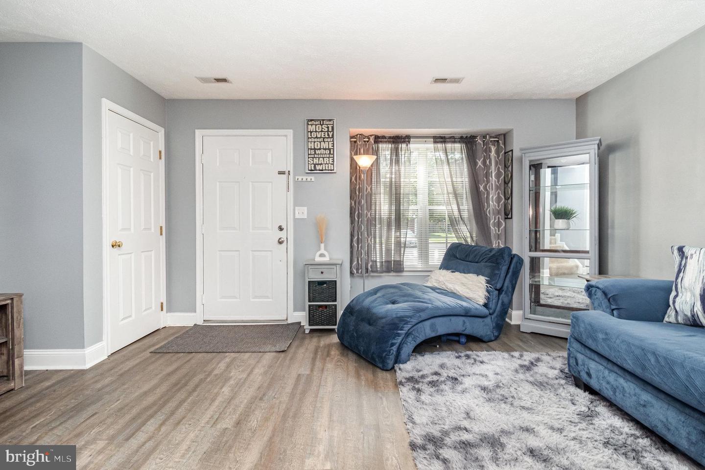 10602 Boxmeer Ct