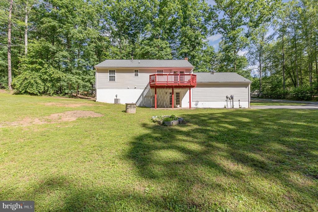 7001 Aspen Ln