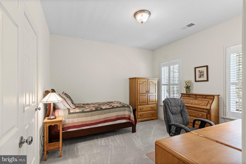 8602 General Sykes Cir