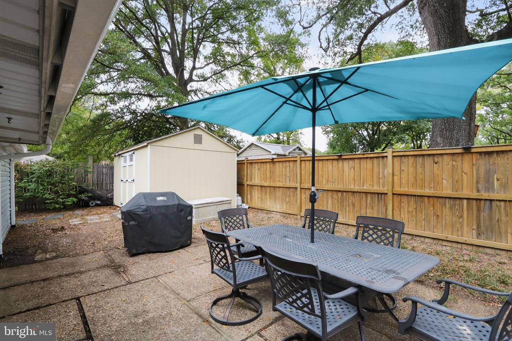 3301 SOMERSET LANE