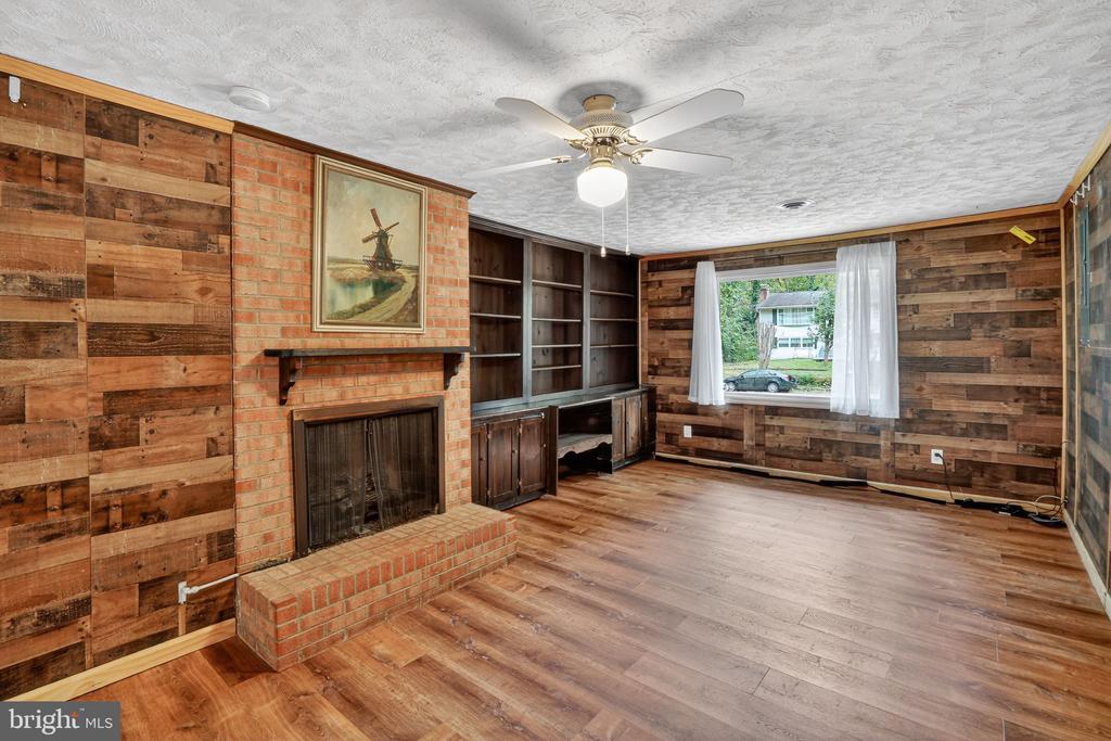 3301 SOMERSET LANE